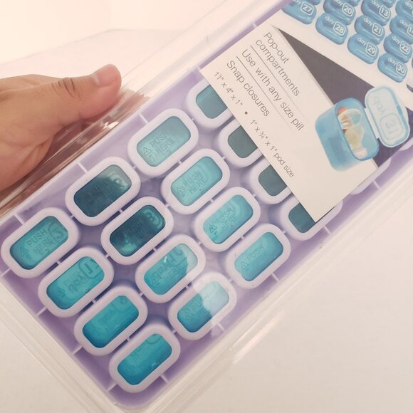 North American Blue 31 Day Large Pill Organizer Pop Out Compartments - Picture 7 of 8